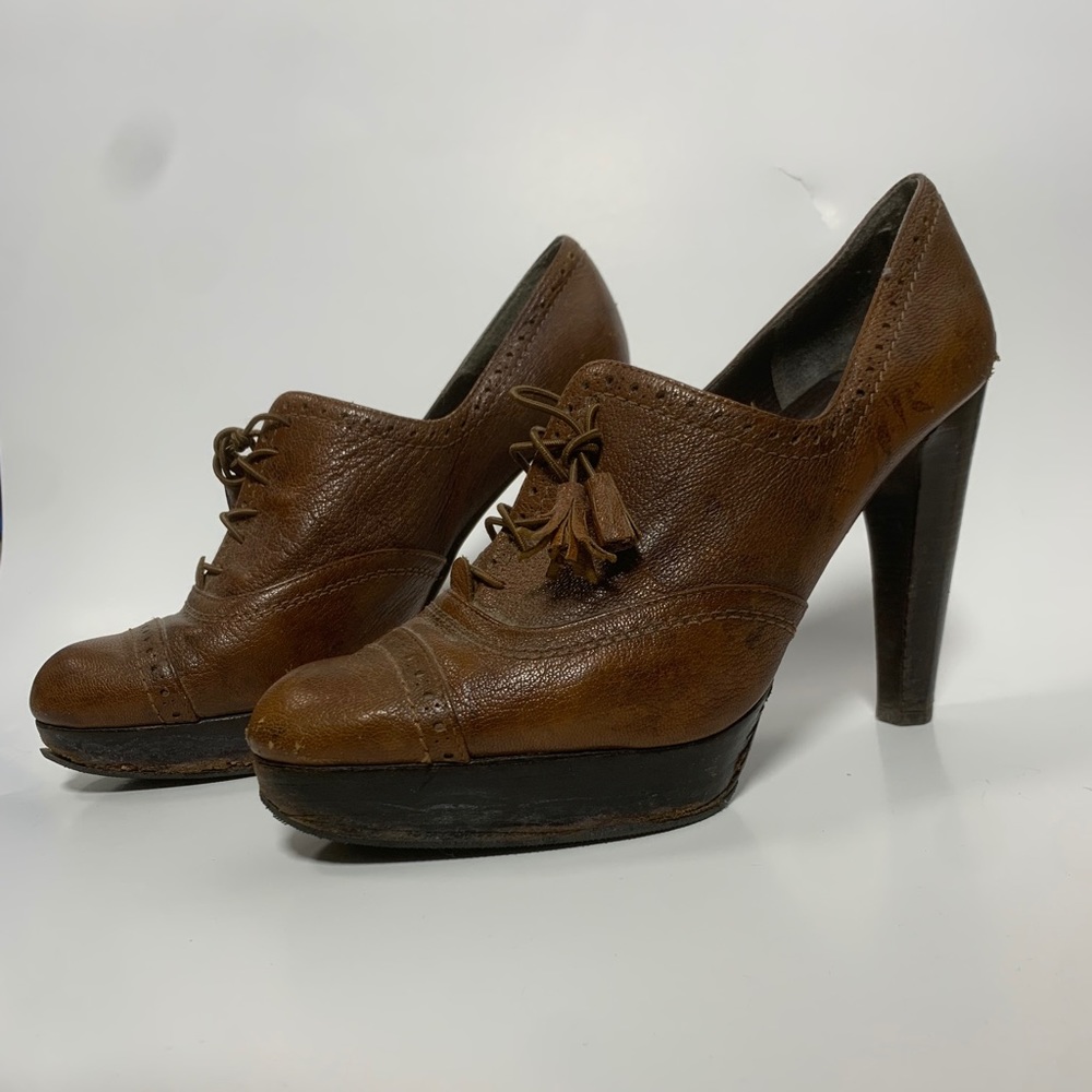 Stuart Weitzman High Heeled Oxfords